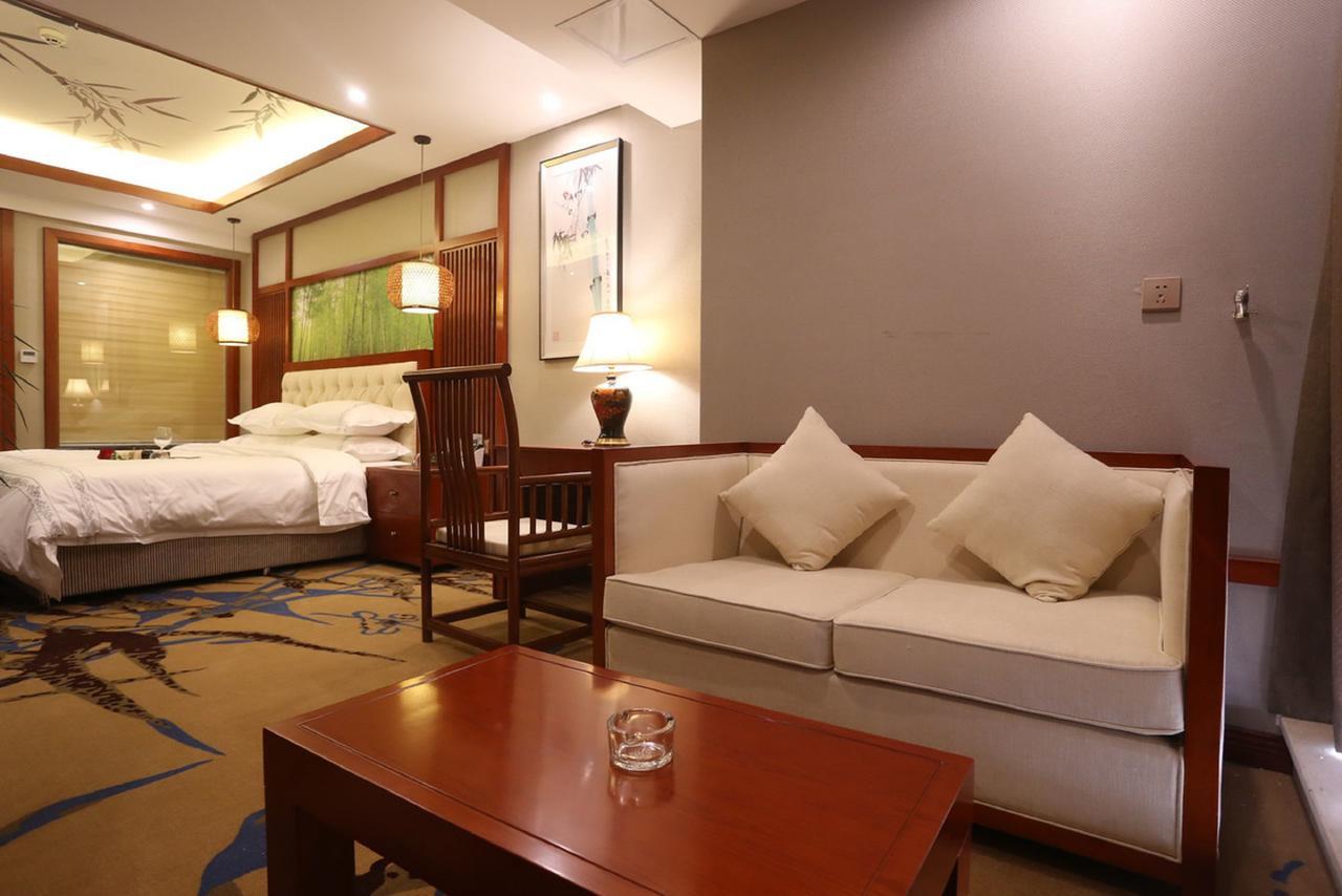 Mingshan Hotel Chengdu Exterior photo