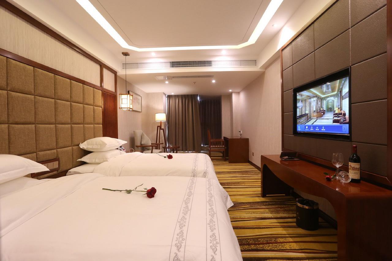 Mingshan Hotel Chengdu Exterior photo