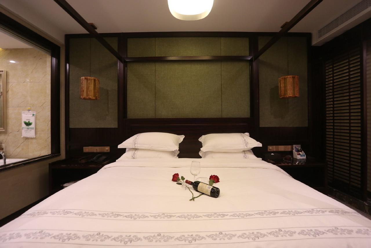 Mingshan Hotel Chengdu Exterior photo